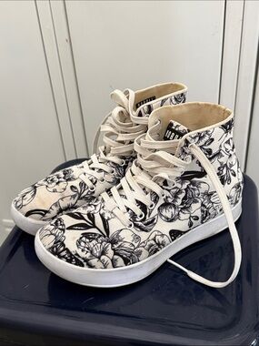 NoBull Trainers.